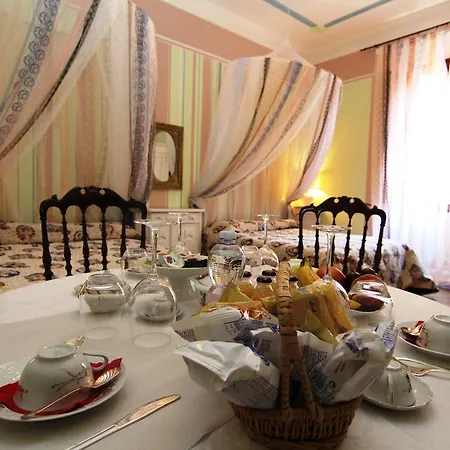 Casa Artieri Bed & Breakfast 2*