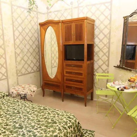 Casa Artieri Bed & Breakfast 2*